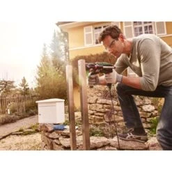 Bosch 700 W Schlagbohrmaschine UniversalImpact 700 -Gartengeräte Geschäft 193600 3058 9