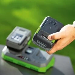 LUX 20 V Doppel-Schnellladegerät 1 PowerSystem -Gartengeräte Geschäft 4007871960552 A 02