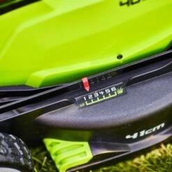 Greenworks Akku-Rasenmäher G40LM41K4 KIT 40V -Gartengeräte Geschäft 6952909025865 2705 CU 01