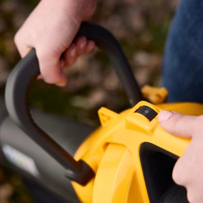 Stiga Akku-Laubsauger Und -bläser VS 100e Inkl. 2 Akkus & Doppelladegerät 12 Stiga Akku-Laubsauger Und -bläser VS 100e Inkl. 2 Akkus & Doppelladegerät – Bild 10